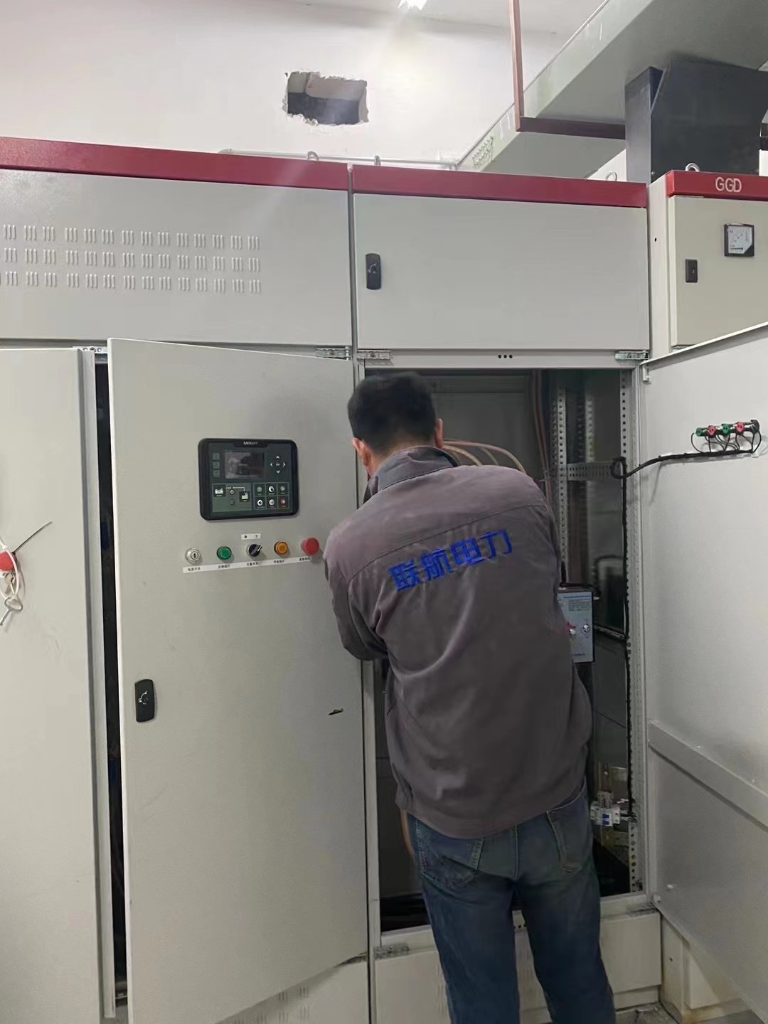 福建長樂醫院2臺200KW并機